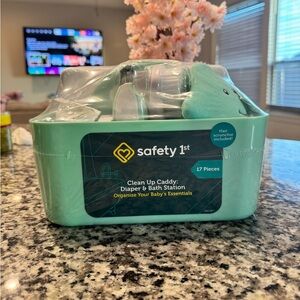 Clean Up Caddy safety 1st